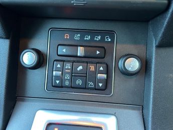 Land Rover Discovery SDV6 GRAPHITE 1 FOMER KEEPER FROM NEW ULEZ COMPLIANT 7 SEATS FUL