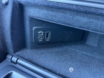 Land Rover Discovery SDV6 GRAPHITE 1 FOMER KEEPER FROM NEW ULEZ COMPLIANT 7 SEATS FUL