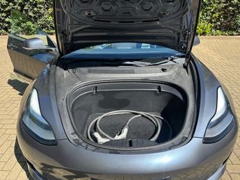 Tesla Model 3 STANDARD RANGE PLUS