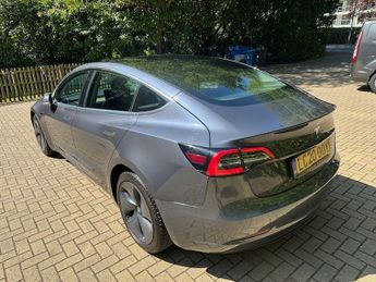 Tesla Model 3 STANDARD RANGE PLUS