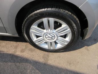 Volkswagen Up TAKE UP
