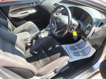 Honda Civic I-VTEC ES