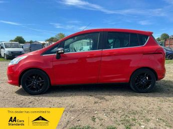 Ford B-Max ZETEC RED EDITION