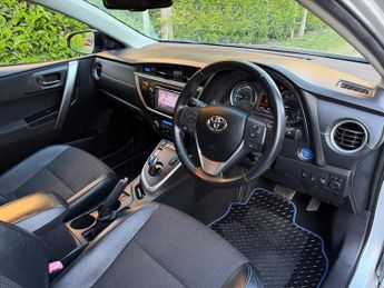 Toyota Auris VVT-I EXCEL