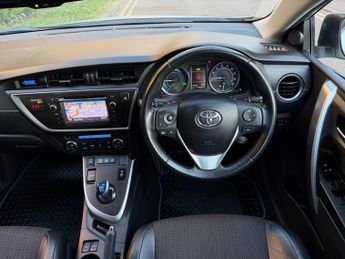 Toyota Auris VVT-I EXCEL