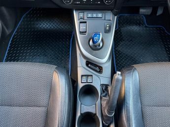 Toyota Auris VVT-I EXCEL