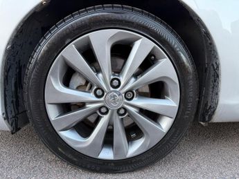 Toyota Auris VVT-I EXCEL