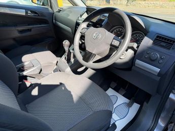 Vauxhall Zafira DESIGN