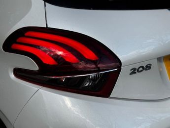 Peugeot 208 1.2 PureTech Tech Edition Hatchback 5dr Petrol EAT Euro 6 (s/s) 
