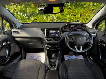 Peugeot 208 1.2 PureTech Tech Edition Hatchback 5dr Petrol EAT Euro 6 (s/s) 