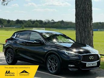 Infiniti Q30 SPORT