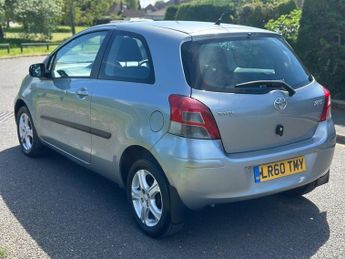 Toyota Yaris VVT-I TR