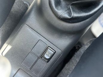 Toyota Yaris VVT-I TR