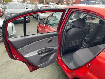 Kia Rio 1.4 2 IPD 5dr