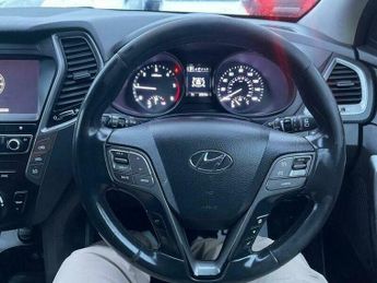 Hyundai Santa Fe 2.2 CRDi Blue Drive Premium Auto 4WD Euro 6 (s/s) 5dr (7 Seat)