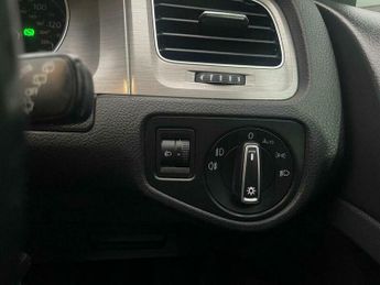 Volkswagen Golf 1.6 TDI BlueMotion Tech Match Edition DSG Euro 6 (s/s) 5dr