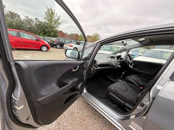 Honda Jazz I-VTEC ES