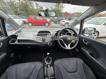 Honda Jazz I-VTEC ES