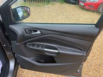 Ford Kuga 2.0 TDCi Titanium Powershift AWD Euro 6 (s/s) 5dr