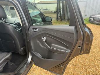 Ford Kuga 2.0 TDCi Titanium Powershift AWD Euro 6 (s/s) 5dr