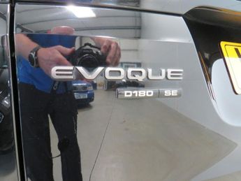 Land Rover Range Rover Evoque R-DYNAMIC SE