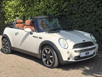 MINI Convertible ONE SIDEWALK
