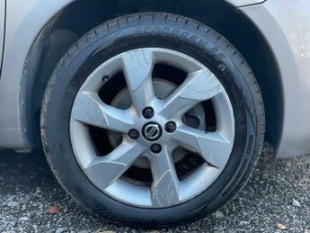 Nissan Note 1.6 16V n-tec+ Hatchback 5dr Petrol Auto Euro 5 (110 ps)