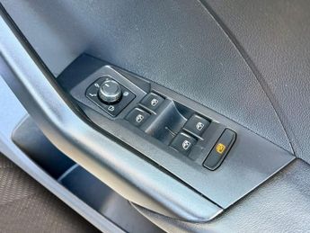 Volkswagen T-Cross BLACK EDITION TSI DSG