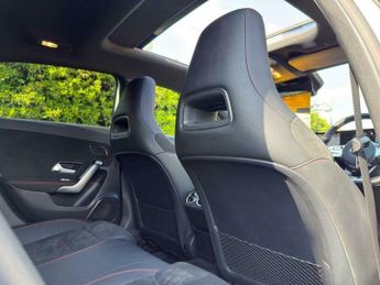 Mercedes-Benz A Class 2.0 A200d AMG Line (Premium Plus 2) 8G-DCT Euro 6 (s/s) 5dr