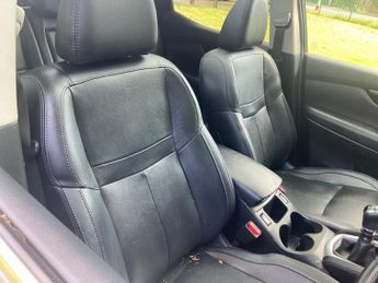Nissan Qashqai 1.5 DCI TEKNA 2WD Euro5 (s/s) 5DR