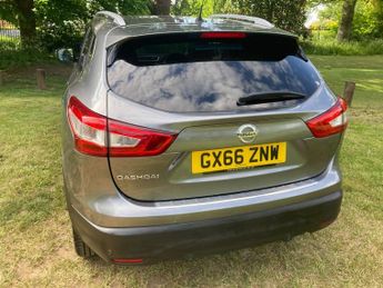 Nissan Qashqai 1.5 DCI TEKNA 2WD Euro5 (s/s) 5DR