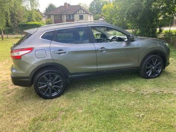 Nissan Qashqai 1.5 DCI TEKNA 2WD Euro5 (s/s) 5DR