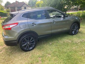 Nissan Qashqai 1.5 DCI TEKNA 2WD Euro5 (s/s) 5DR