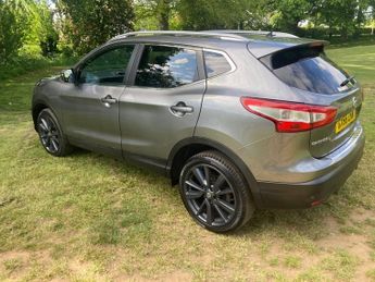 Nissan Qashqai 1.5 DCI TEKNA 2WD Euro5 (s/s) 5DR
