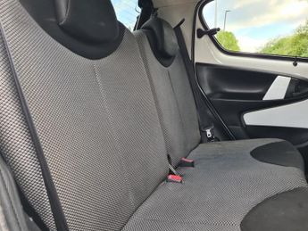 Toyota AYGO VVT-I FIRE AC