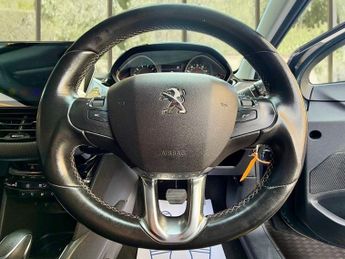 Peugeot 208 S/S TECH EDITION