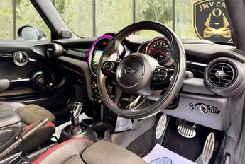 MINI Convertible JOHN COOPER WORKS