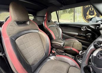 MINI Convertible JOHN COOPER WORKS
