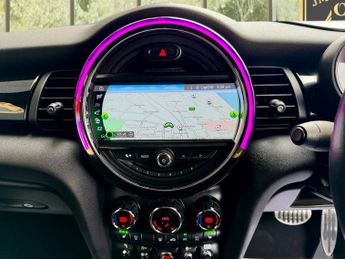 MINI Convertible JOHN COOPER WORKS