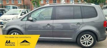 Volkswagen Touran 1.6 TDI SE DSG Euro 5 5dr