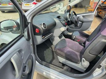 Toyota AYGO 1.0 VVT-i Ice MultiMode Euro 5 5dr