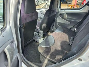 Toyota AYGO 1.0 VVT-i Ice MultiMode Euro 5 5dr