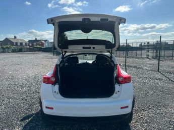 Nissan Juke 1.6 Acenta Premium CVT Euro 5 5dr
