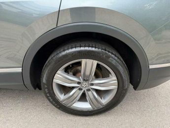 Volkswagen Tiguan 1.5 TSI EVO SEL DSG Euro 6 (s/s) 5dr