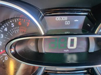 Renault Clio ICONIC TCE