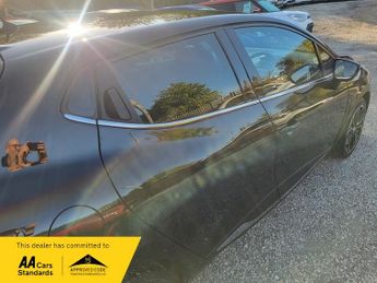 Renault Clio ICONIC TCE