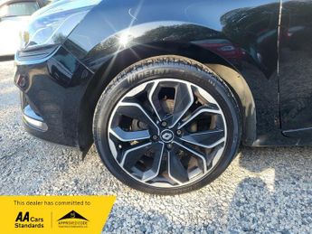 Renault Clio ICONIC TCE