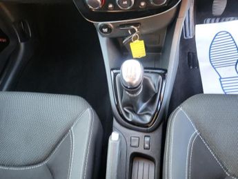 Renault Clio ICONIC TCE