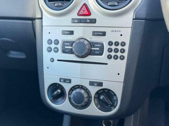 Vauxhall Corsa 1.2i 16v Club 3dr