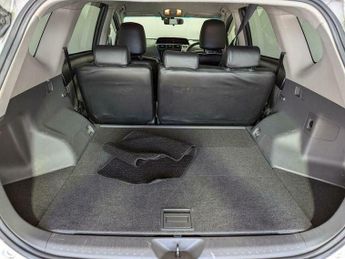 Toyota Prius 1.5 CVT 4dr